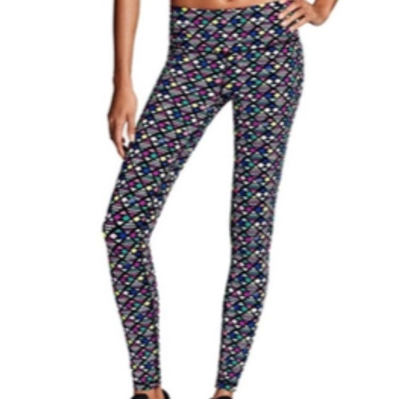 PINK VS knockout Capri leggings - Picture 2 of 6